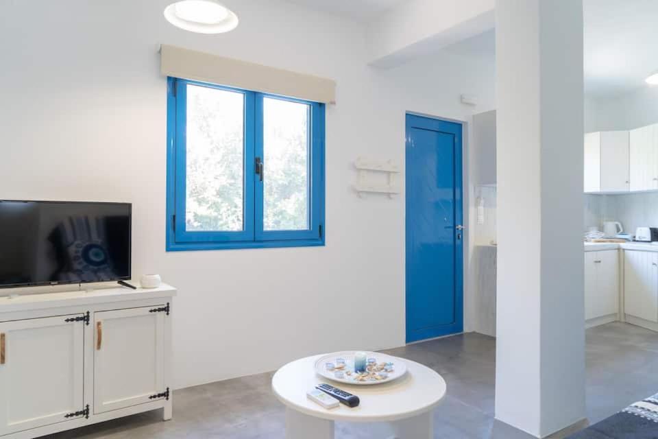 Blue Moon Apartments Makriyialós Luaran gambar